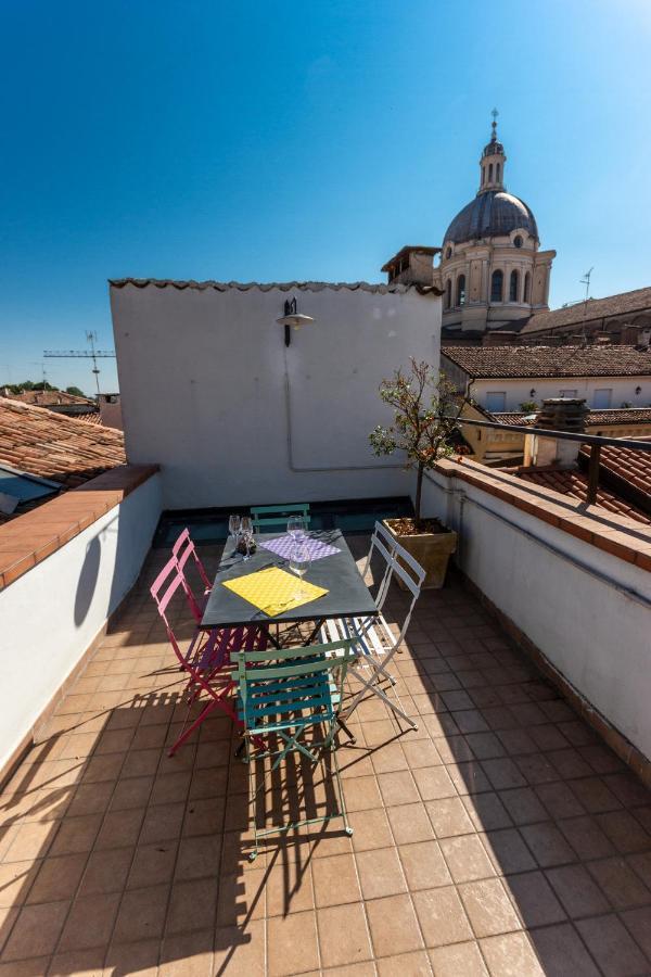 מאנטובה La Terrazza Apartment - Smart Holiday מראה חיצוני תמונה