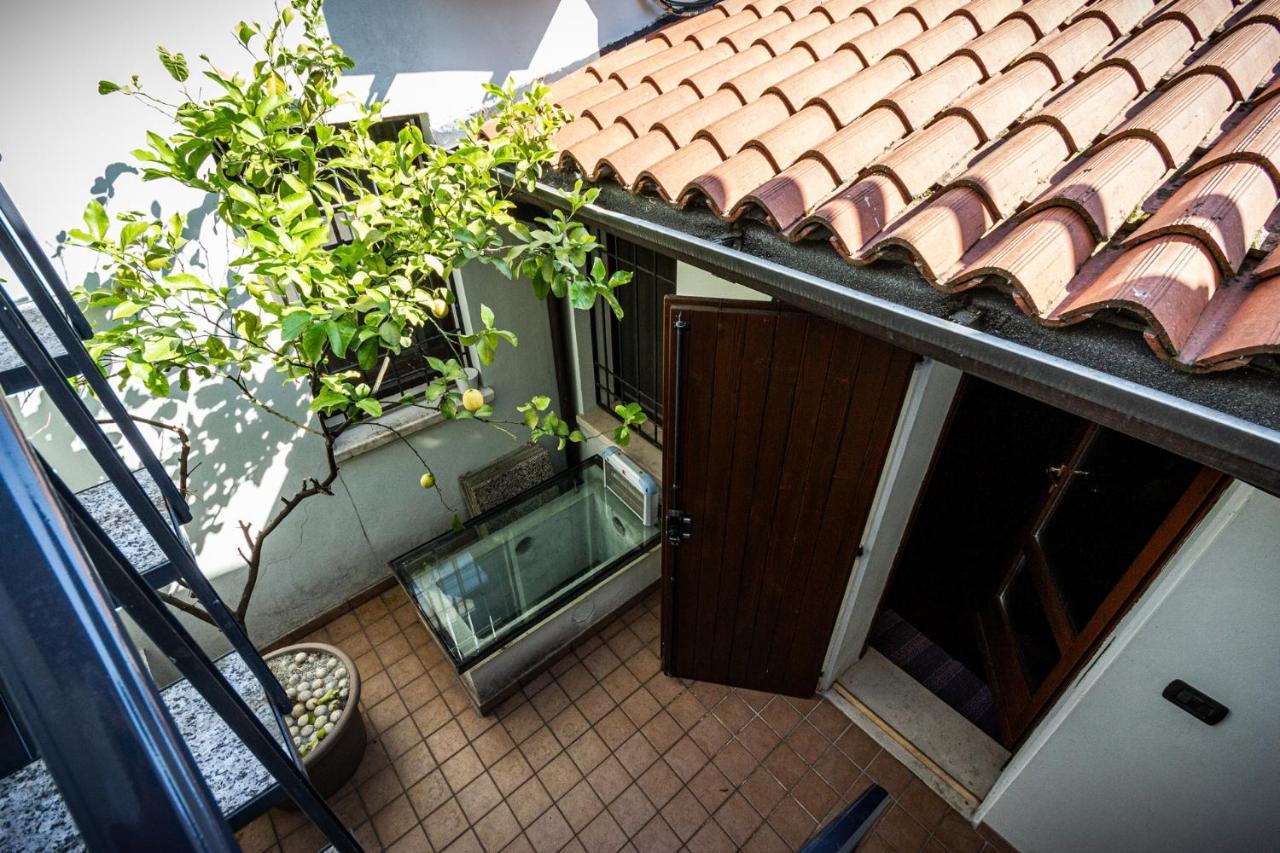 מאנטובה La Terrazza Apartment - Smart Holiday מראה חיצוני תמונה